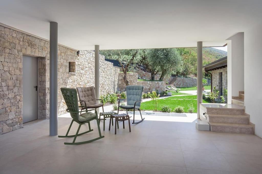 Villa Divina - Apt Divina Con Piscina E Vista Lago カステッレット・ディ・ブレンゾーネ エクステリア 写真